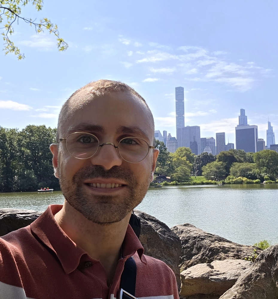 Amer Sheeny - Senior (Staff) Engineer at Meta